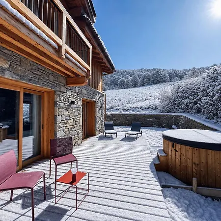 De Luxe Pour 12 Pers. Avec Sauna Et Cinema *